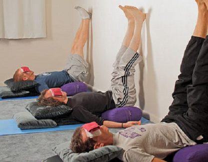 Mắc bệnh thoái hóa khớp gối có nên tập yoga không?